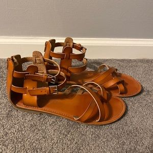 American Eagle sandals